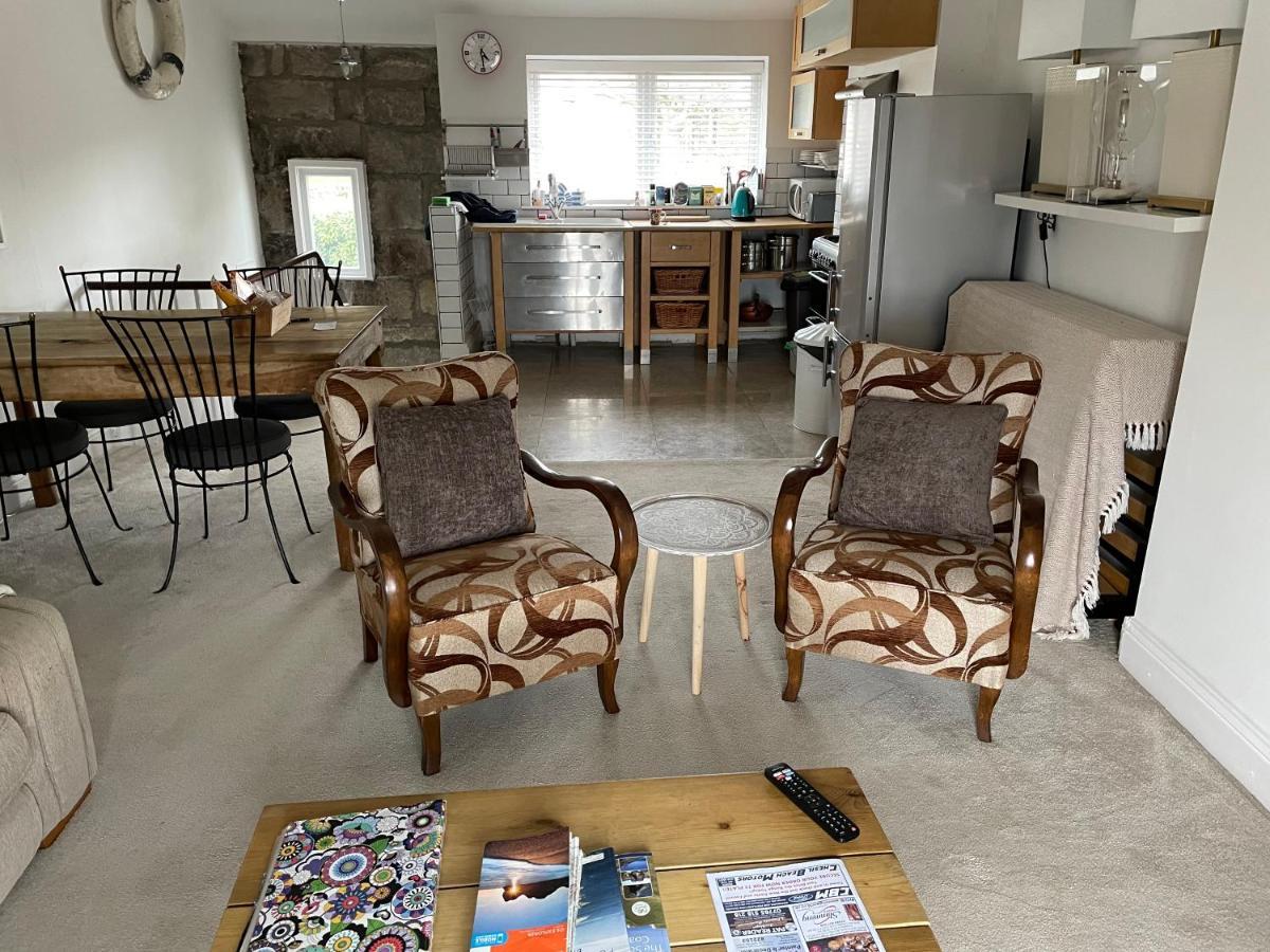 Seaview Cottage With Oodles Of Charm Sleeps 4 พอร์ตแลนด์ ภายนอก รูปภาพ